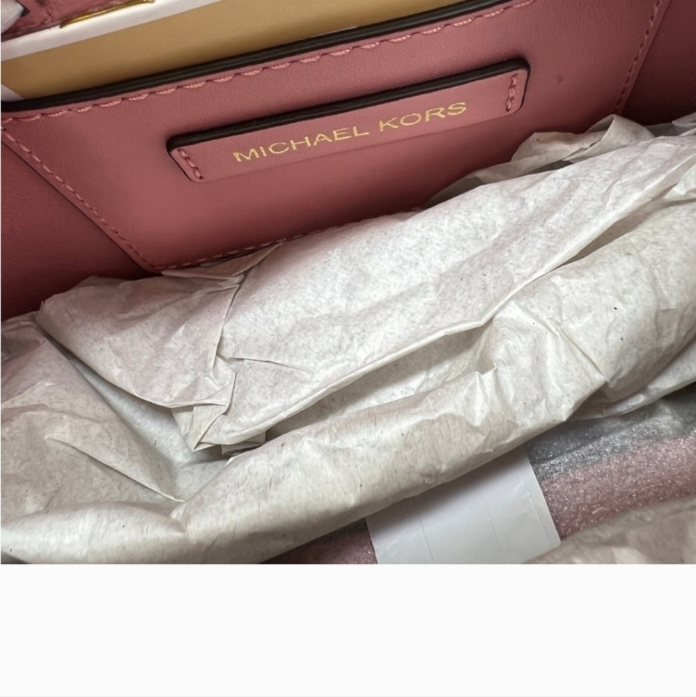 MK Reed bag, NWT, Authentic🍑 - Picture 10 of 10